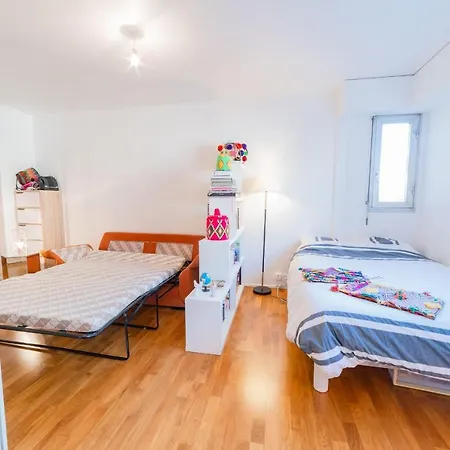 Daire Large Bright Studio In Montmartre Paris